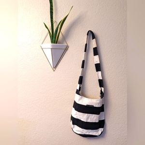 Marimekko Black & White Stripes shoulder bag